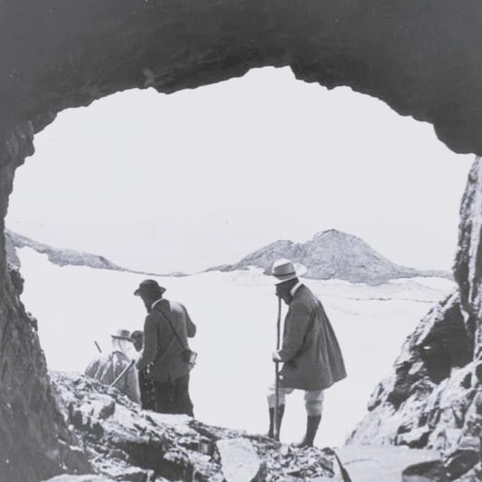 L’histoire des refuges dans les Pyrénées : des abris à la convivialité